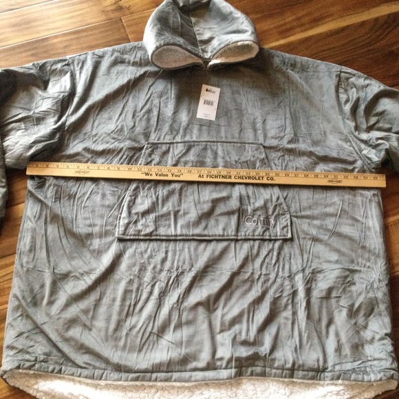 NWT  The Comfy Original The Blanket You Can Wear Unisex - Picture 4 of 6